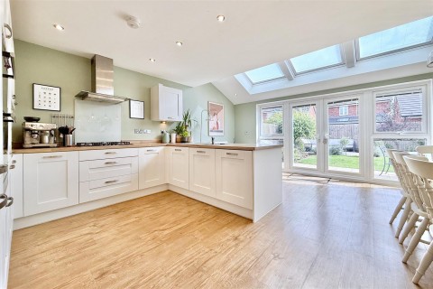 Click the photo for more details of Crocus Close, Newark