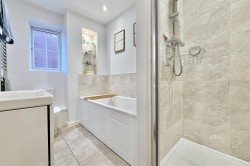 Images for Crocus Close, Newark