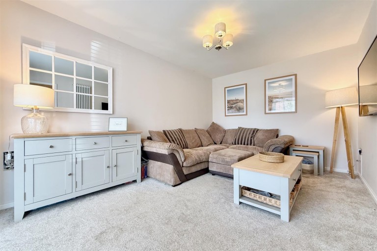 Images for Crocus Close, Newark