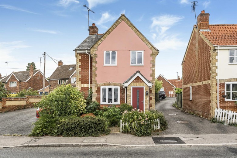 Click the photo for more details of Chapel Street, Steeple Bumpstead, Haverhill