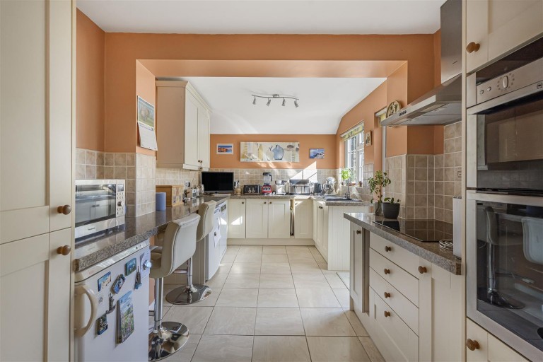 Images for Green Lane, Linton, Cambridge