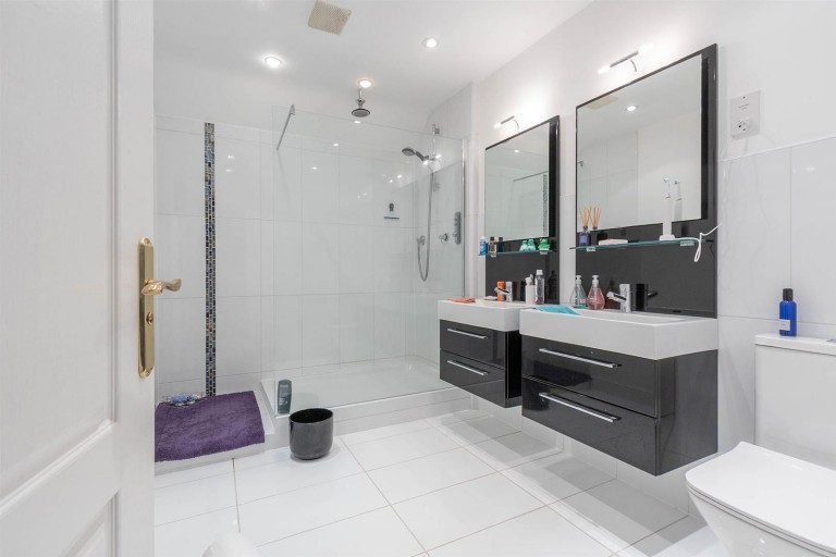 Images for Valley Lane, Bitteswell, Lutterworth, LE17