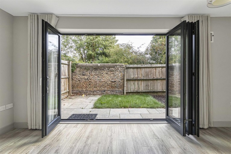 Images for Swallow Gardens, Chesterton, Cambridge