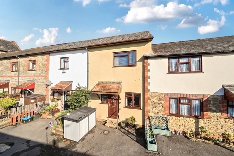 Click the photo for more details of Glovers Close, Milborne Port, Sherborne