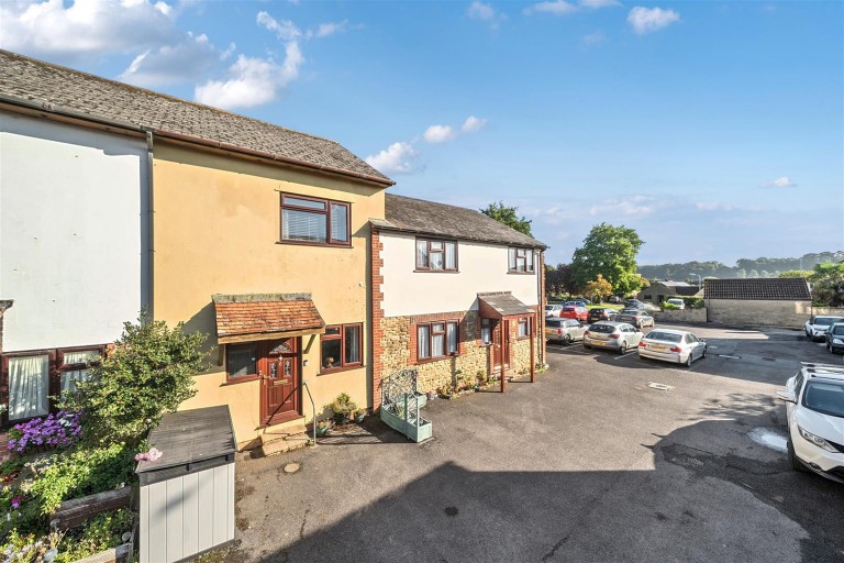 Images for Glovers Close, Milborne Port, Sherborne