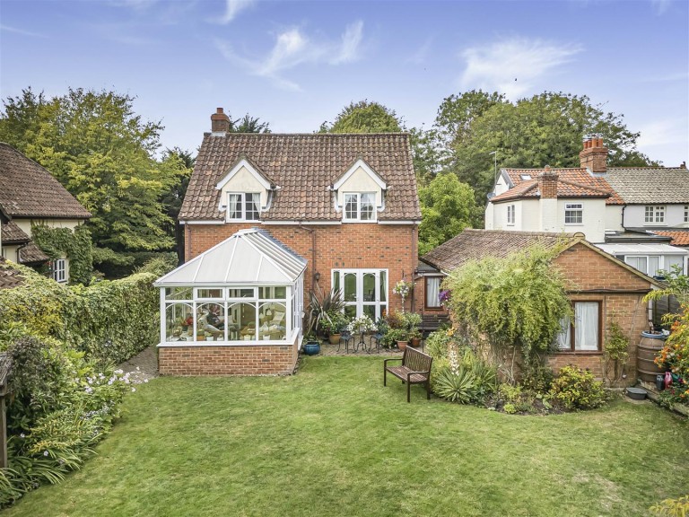 Images for Woodhall Lane, Balsham, Cambridge