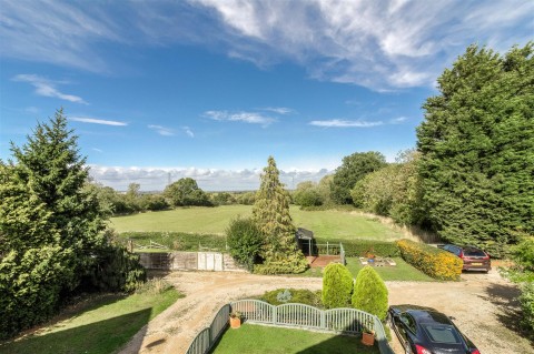 Click the photo for more details of Mill Lane, Bulkington, Bedworth