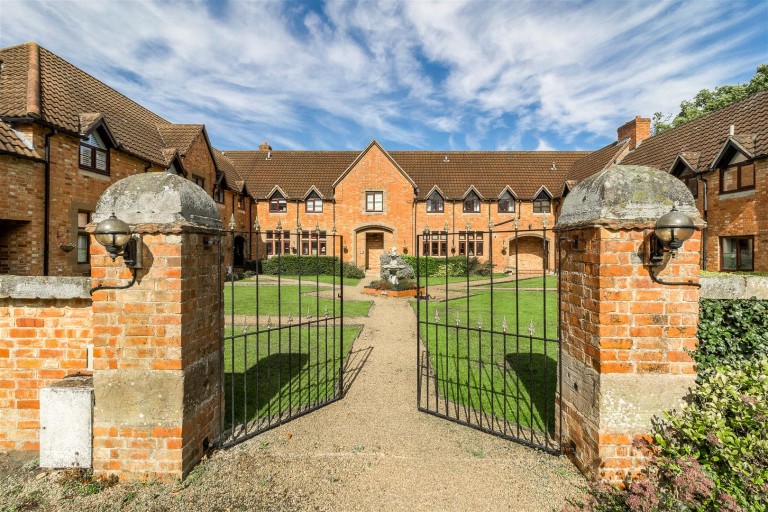 Images for Mill Lane, Bulkington, Bedworth