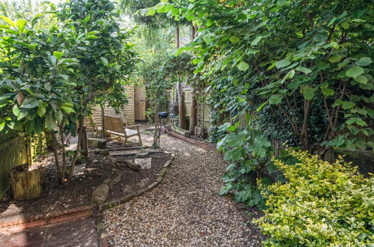 Images for Granary Cottages, Mill Road, Ullesthorpe, LE17