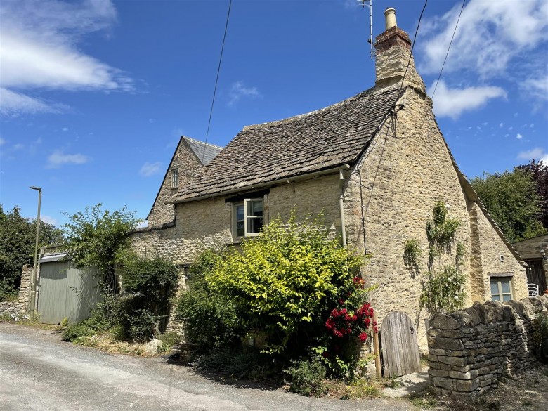 Click the photo for more details of Fulbrook, Burford, Oxfordshire