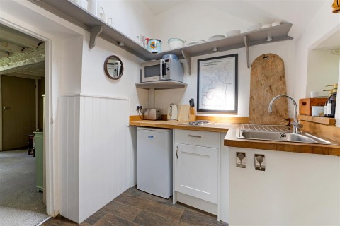 Click the photo for more details of Fulbrook, Burford, Oxfordshire