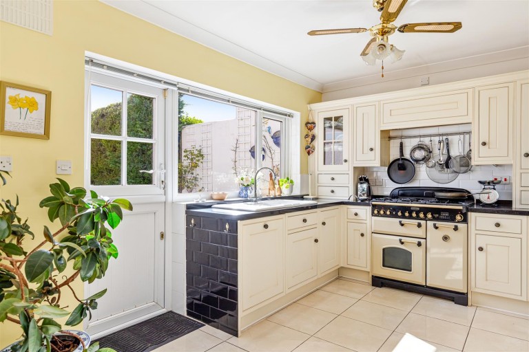 Images for Manscombe Road, Torquay