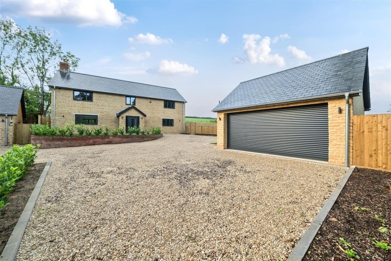 Images for Broadstone Lane, Hardington Mandeville, Yeovil