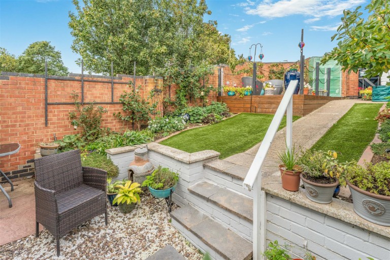 Images for Ironstones, Banbury