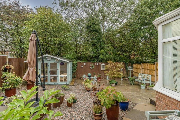 Images for The Oval, Coalville