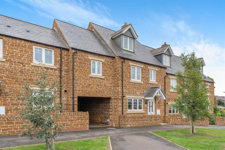 Click the photo for more details of Nickling Road, Banbury