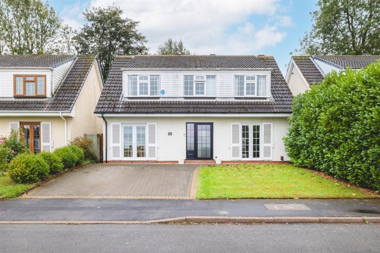 Click the photo for more details of Loire Close, Ashby-De-La-Zouch, LE65