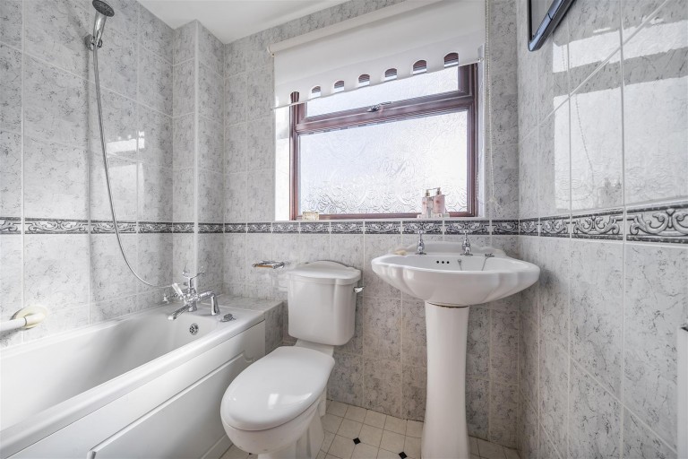 Images for Eastfield, Blisworth, NN7