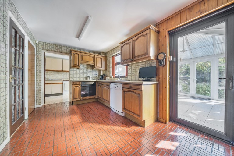 Images for Eastfield, Blisworth, NN7