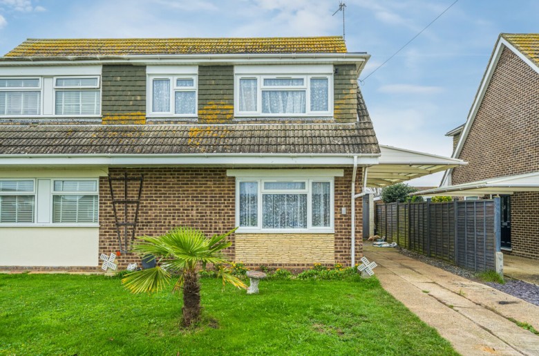 Click the photo for more details of Northfield, Selsey, PO20