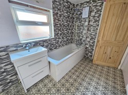 Images for Main Street, Hackthorn, Lincoln