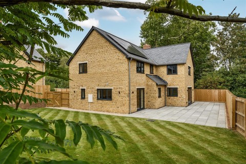 Click the photo for more details of Broadstone Lane, Hardington Mandeville, Yeovil