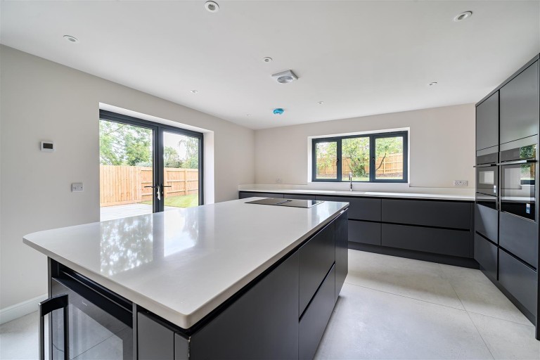 Images for Broadstone Lane, Hardington Mandeville, Yeovil