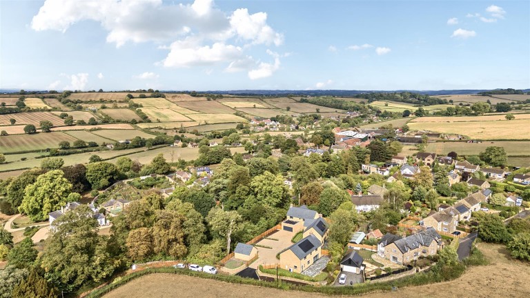 Images for Broadstone Lane, Hardington Mandeville, Yeovil