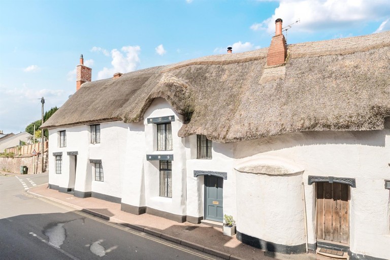 Images for 3 Exeter Road, Dawlish