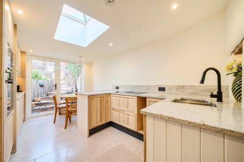 Click the photo for more details of 3 Exeter Road, Dawlish