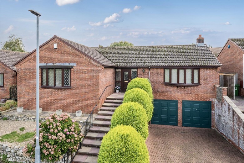 Click the photo for more details of Latches Walk, Axminster