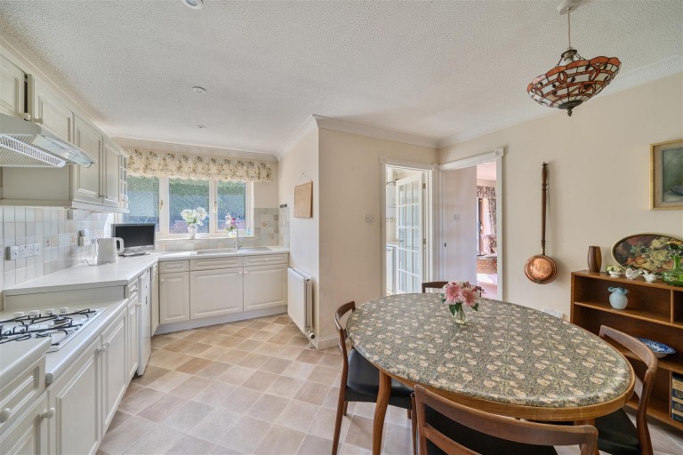 Images for Latches Walk, Axminster