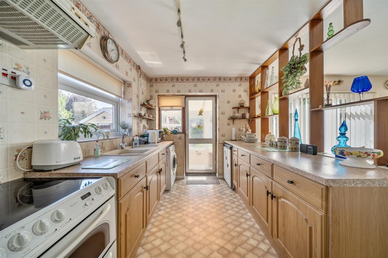 Images for Browning Road, Rugby, CV21