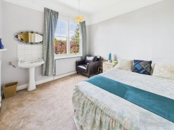 Images for Knighton Grange Road, Oadby, Leicestershire