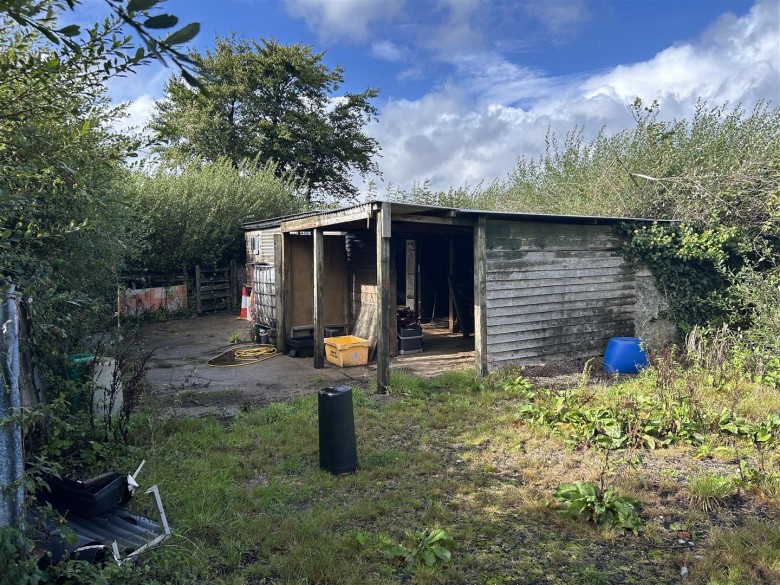 Click the photo for more details of Near Meshaw