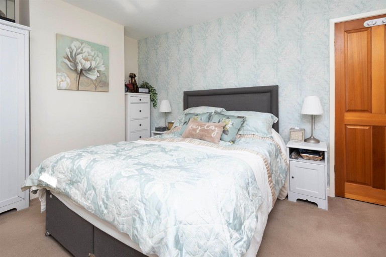 Images for Lutterworth Road, Burbage, Hinckley, LE10