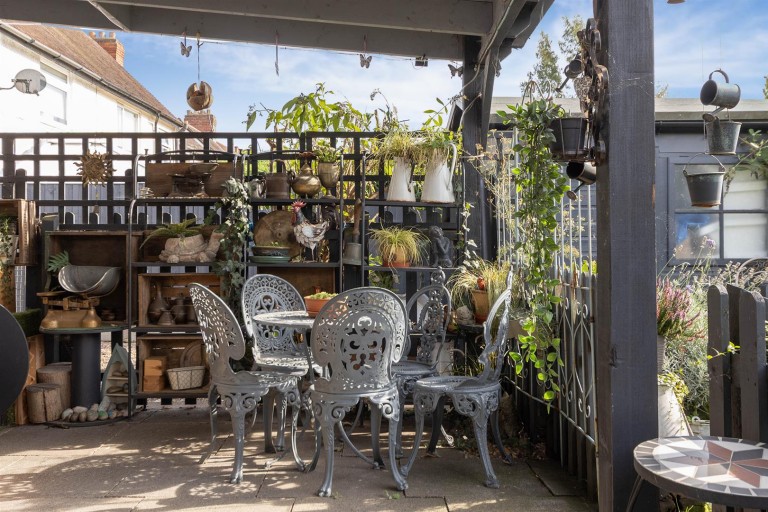 Images for Lutterworth Road, Burbage, Hinckley, LE10