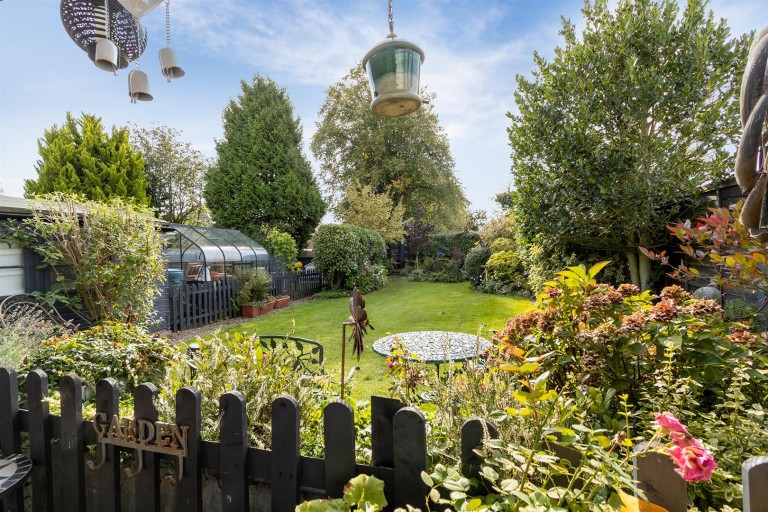 Images for Lutterworth Road, Burbage, Hinckley, LE10