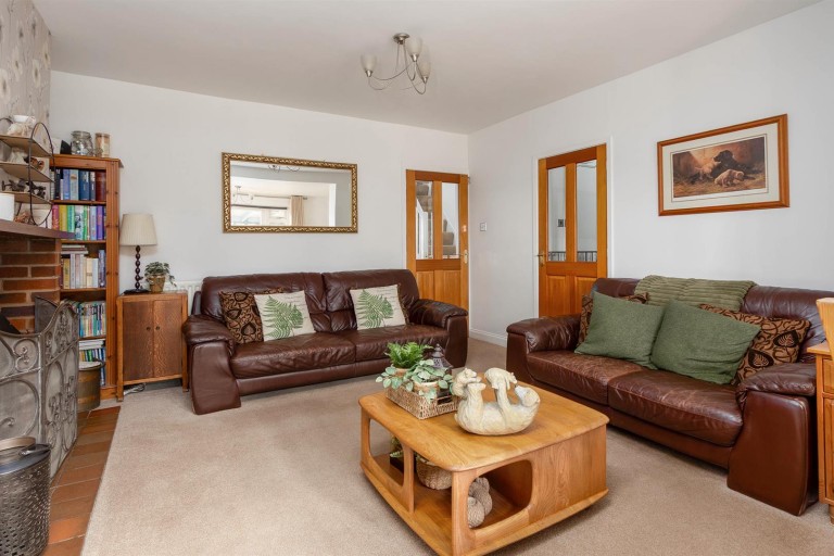 Images for Lutterworth Road, Burbage, Hinckley, LE10