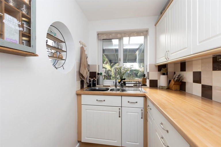 Images for Lutterworth Road, Burbage, Hinckley, LE10