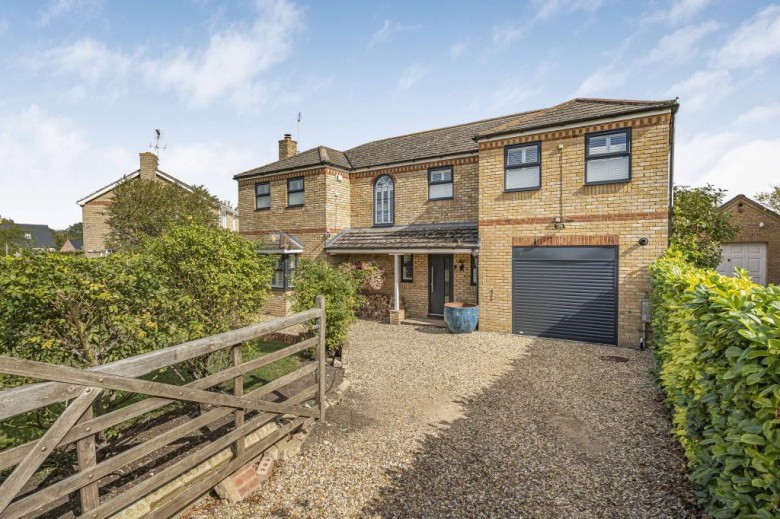 Click the photo for more details of Sutton Road, Mepal