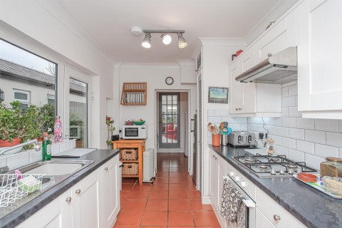 Click the photo for more details of Queens Road, Banbury