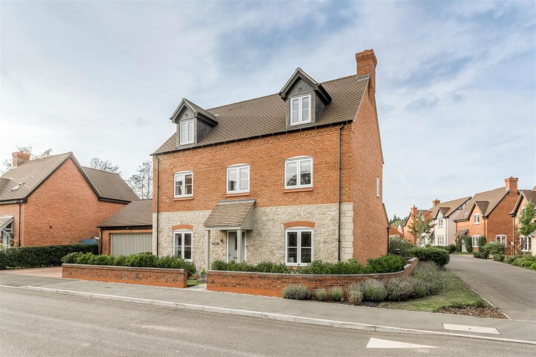 Click the photo for more details of Priory Close, Breedon on the Hill, DE73