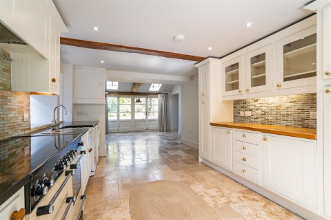 Click the photo for more details of Taynton, Oxfordshire