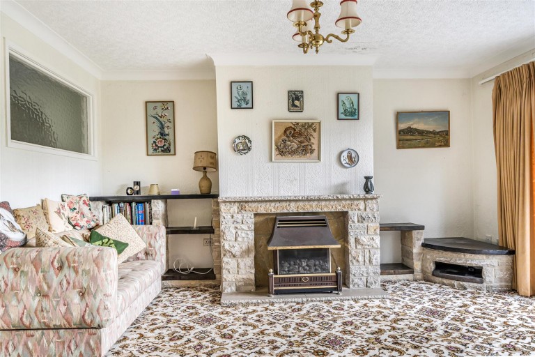 Images for Hilary Close, Axminster