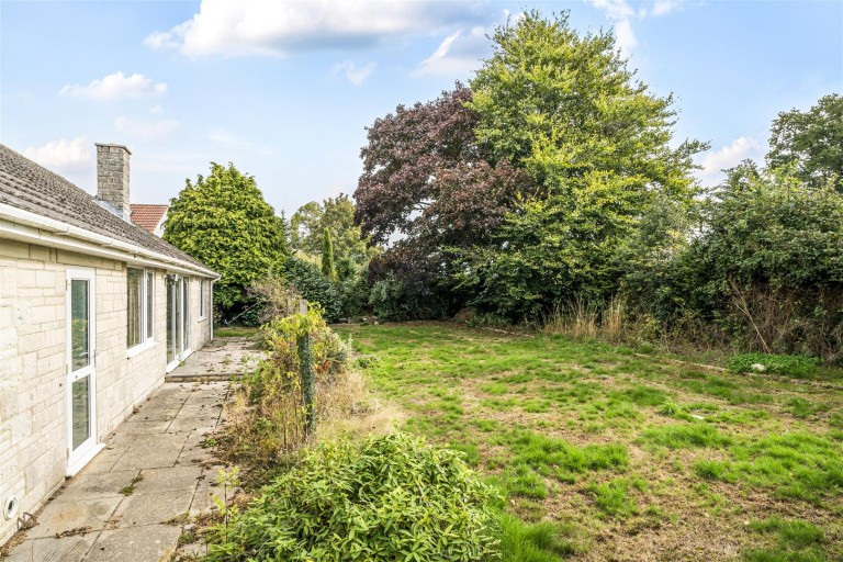 Images for Hilary Close, Axminster