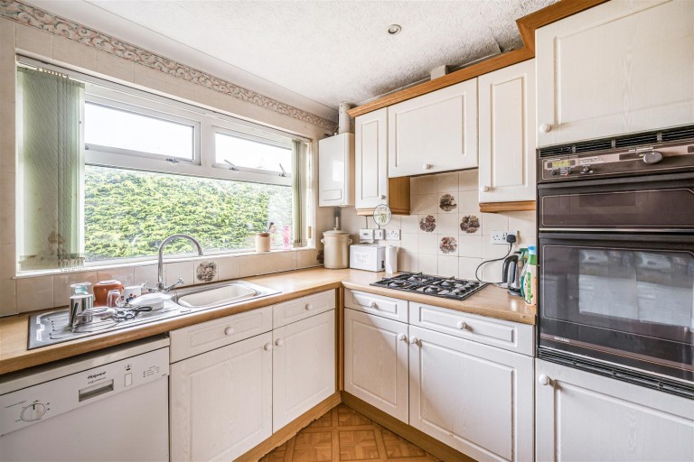 Images for Hilary Close, Axminster