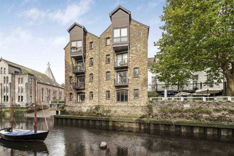 Click the photo for more details of The Plains, Totnes