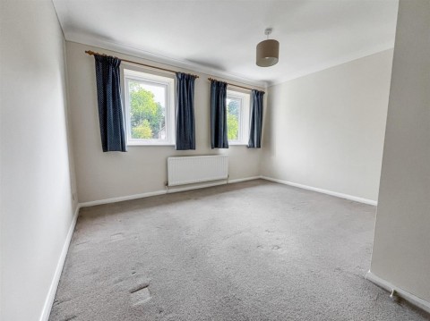 Click the photo for more details of Chapel Gardens, Blandford Forum