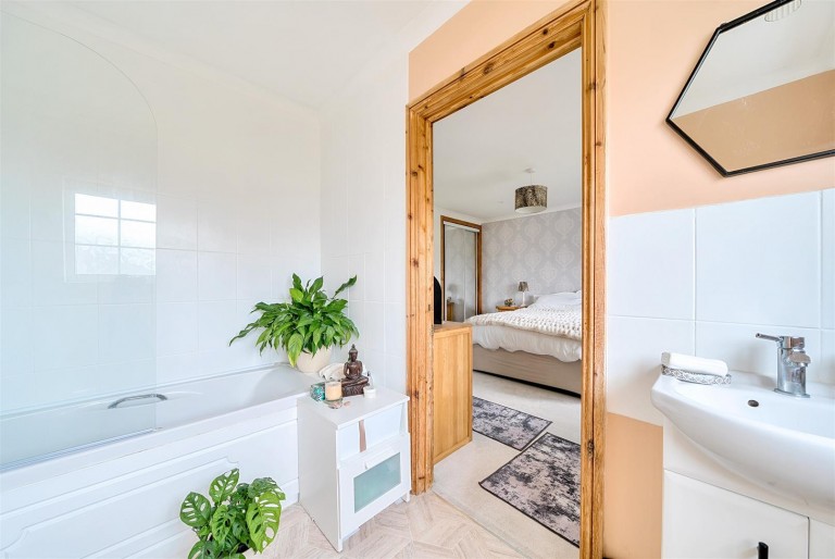 Images for Kirkella Road, Yelverton, Devon